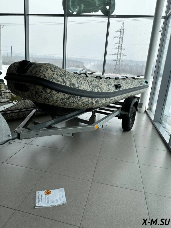 Лодка GLADIATOR RIB380AL Б/У Лодка GLADIATOR RIB380AL Б/У